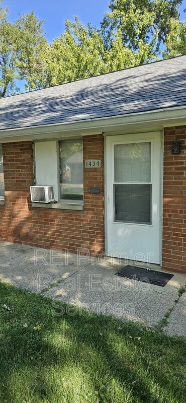 Foto del edificio - 1434 N Campbell Ave