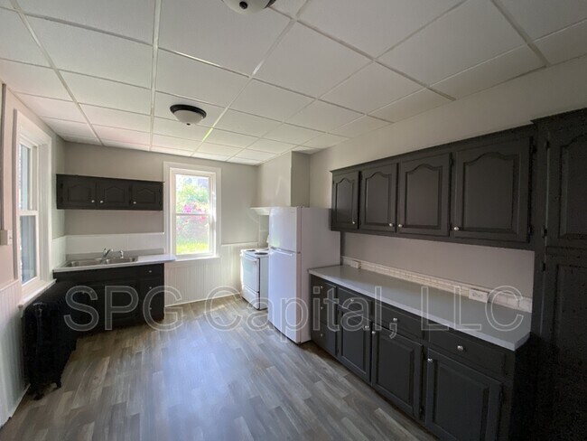 Foto del edificio - 824 W Princess St