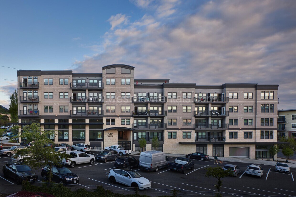 Foto principal - 1404 11th St