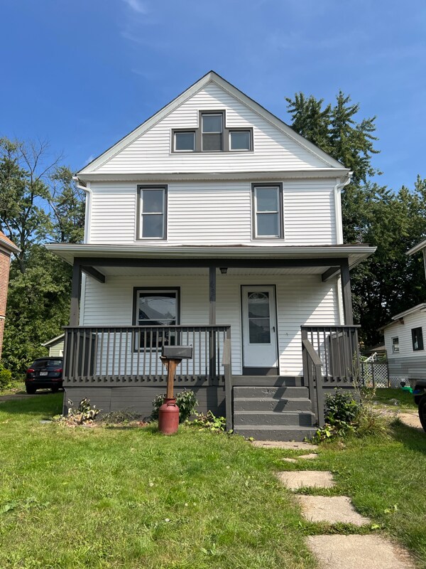 Building Photo - 421 Margaret St