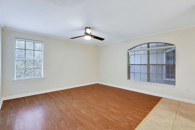 Foto del edificio - 7323 Snowden Rd