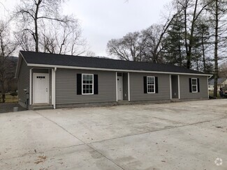 Building Photo - 107 Magnolia Ave