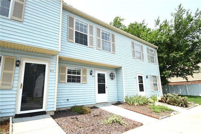 Building Photo - 313 Gaylor Ln
