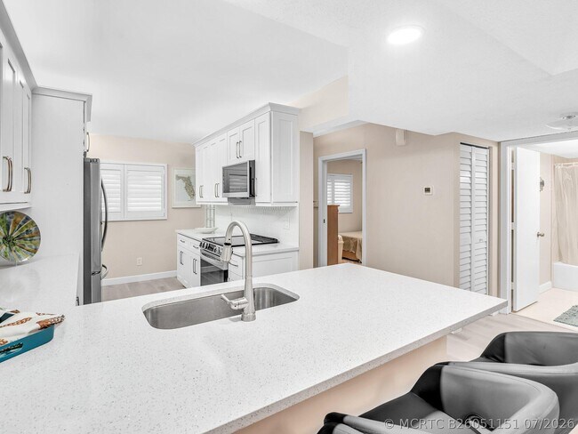 Foto del edificio - 23249 Barwood Ln N