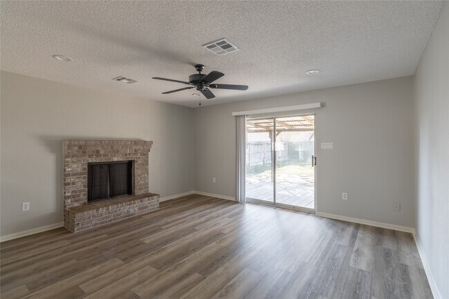 Building Photo - 19431 Wood Village Ln