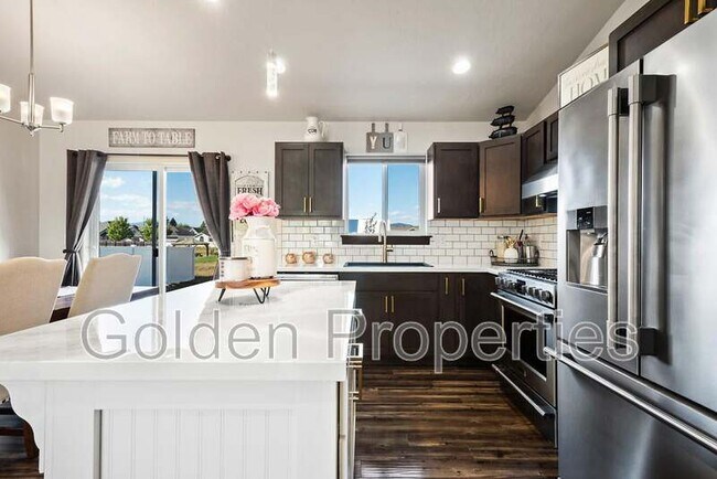 Foto del edificio - 1505 E Yellowstone Ave