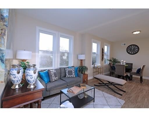 Foto del edificio - 4255 Washington St