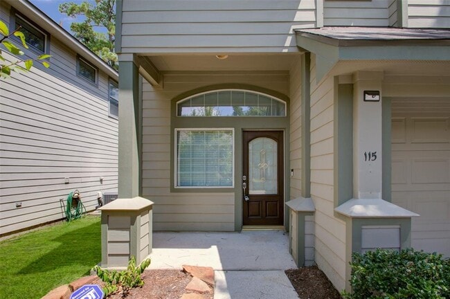Building Photo - 115 W Burberry Cir