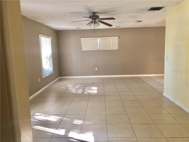 Building Photo - 7069 Scrub Oak Ln
