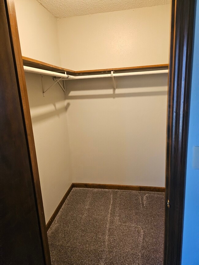 Building Photo - 4120 Glendale Dr