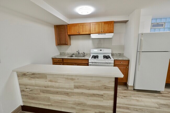 Foto del edificio - 6707 S Artesian Ave