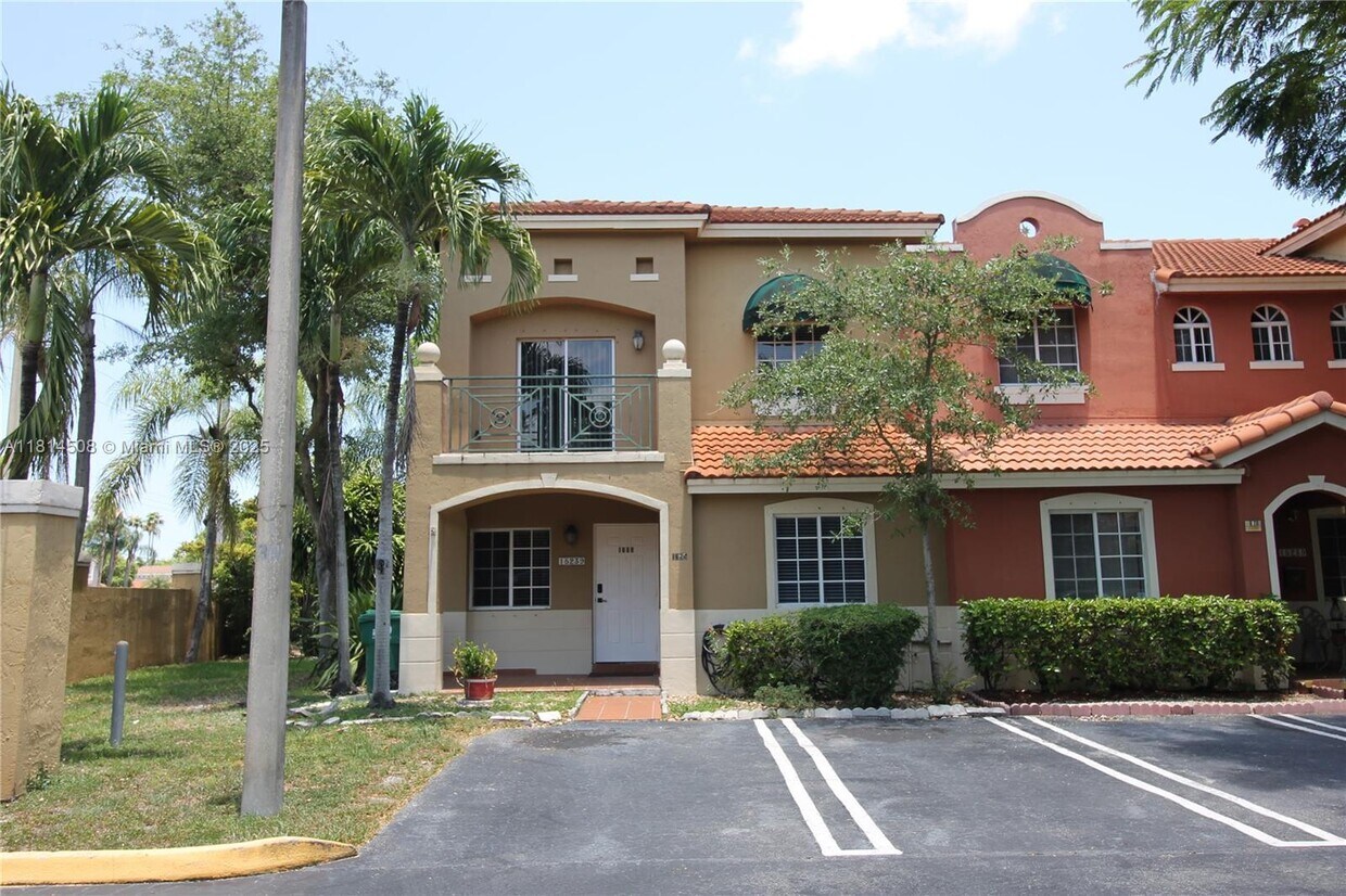 Foto principal - 15239 SW 134th Ct