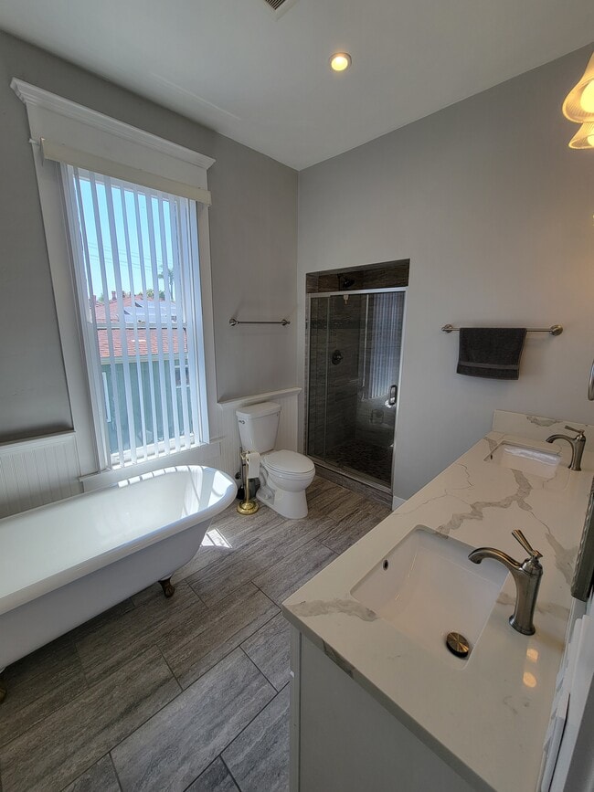 Unidad 2A - Baño privado - The Victorian