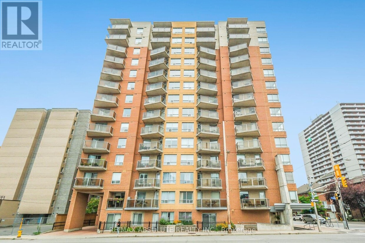 Photo principale - 429-429 Somerset St W