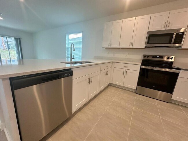 Foto del edificio - 5740 Le Marin Wy