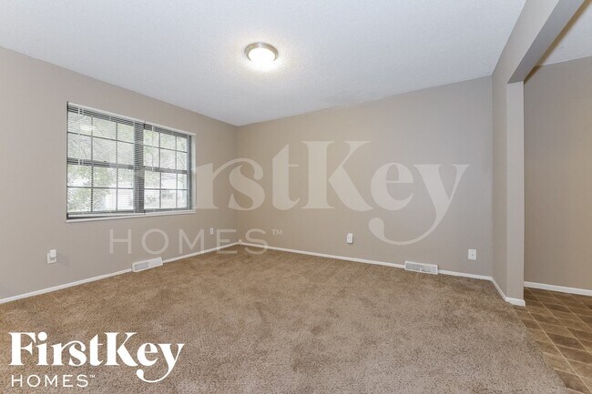 Foto del edificio - 2318 NW Chatham Pl