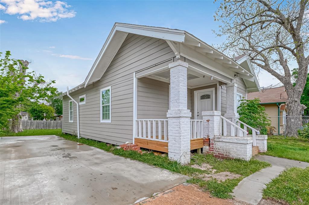 7410 Capitol St, Houston, TX 77011 House Rental in Houston, TX