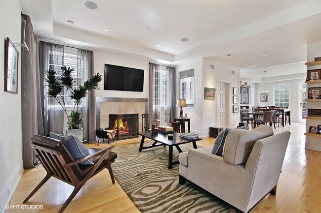 Foto del edificio - 116 Woodland Ave