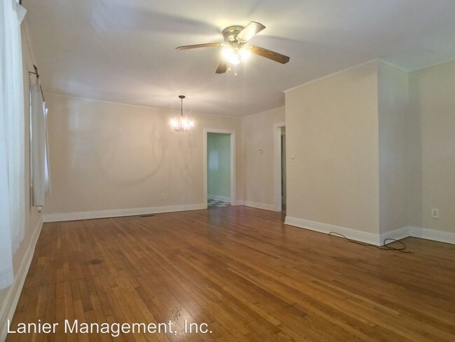 Building Photo - 2 br, 1 bath House - 3206 Russell St