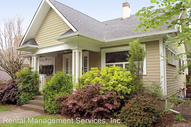 Foto del edificio - 3 br, 1 bath House - 3704 N Massachusetts Ave