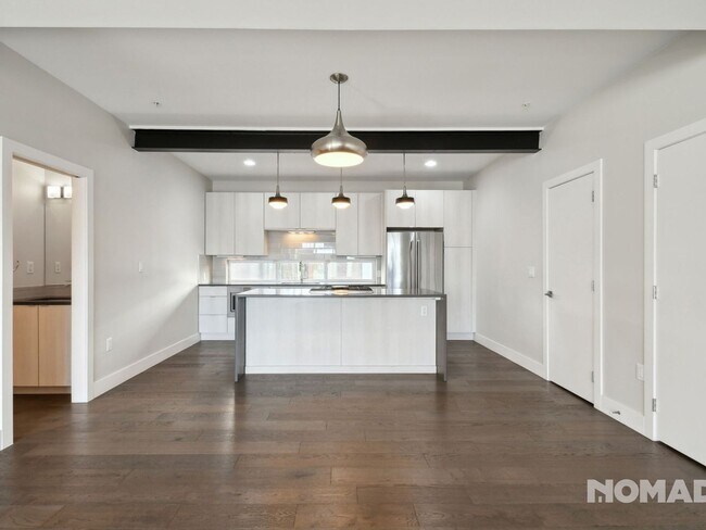 Foto del edificio - 3 Bedroom, 2.5 Bath Townhome in Sloans Lak...