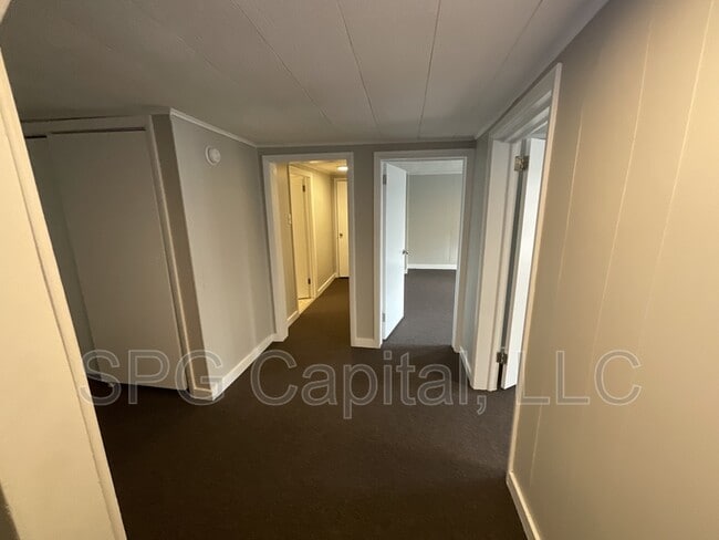 Foto del edificio - 218 N Pitt St