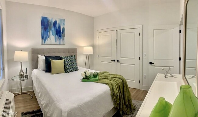 Foto del edificio - 1 br, 1 bath  - Lake side Residence