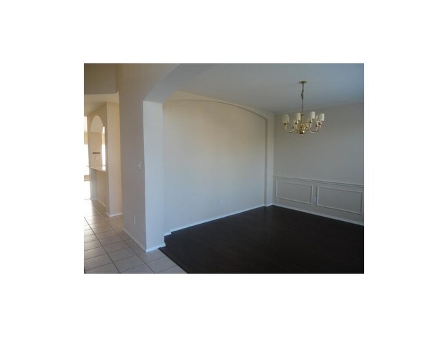 Foto del edificio - 8305 Spring Ridge Dr
