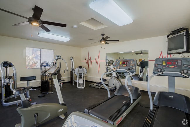Fitness Center - Lakeview Apartments