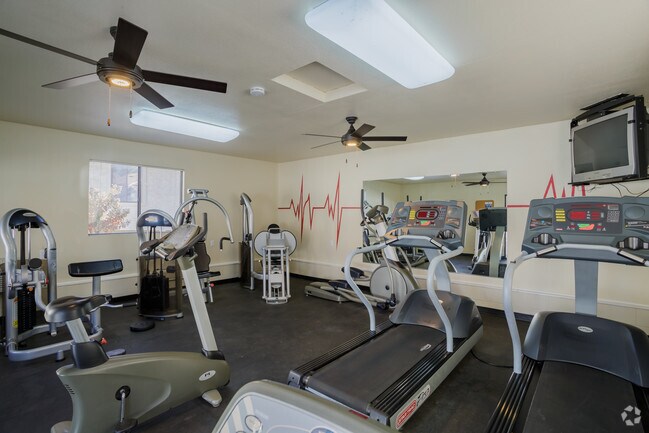 Gimnasio - Lakeview Apartments