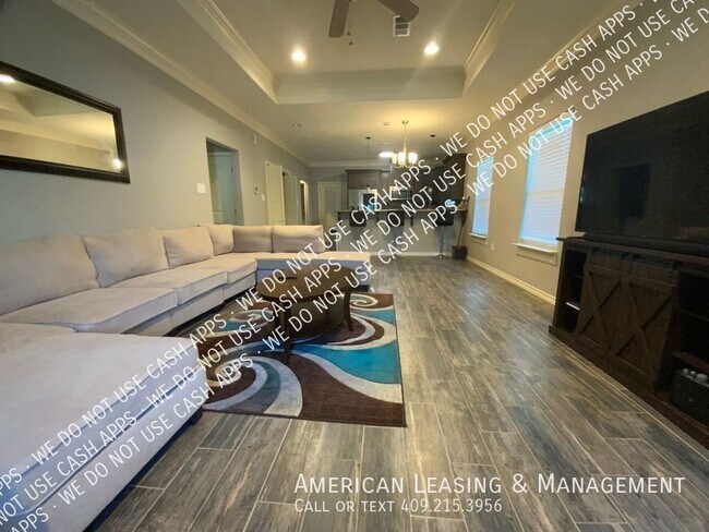 Building Photo - Beautiful Newer Construction, 3 bedroom-2 ...