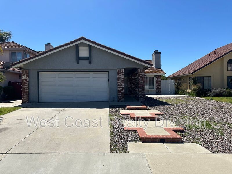 Primary Photo - 30161 Sierra Madre Dr