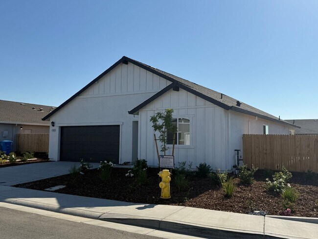 Building Photo - Brand new beautiful home! Please read enti...