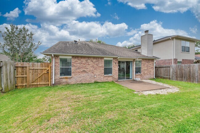 Foto del edificio - 6815 Lauderwick Ct