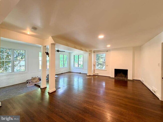 Foto del edificio - 5015 Fulton St NW