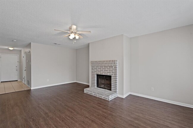 Foto del edificio - 13357 Water Oak Ln