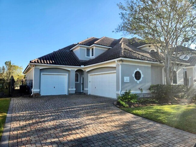 Building Photo - 18807 Windsor Lakes Dr