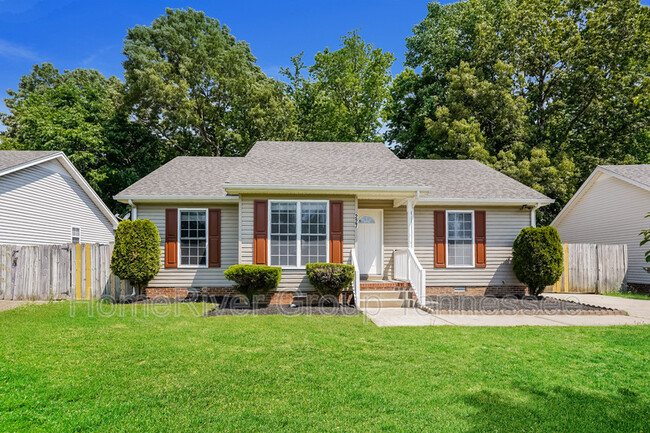 Building Photo - 227 Sleepy Hollow Dr