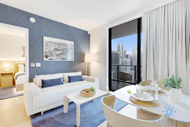 Foto del edificio - 601 NE 1st Ave