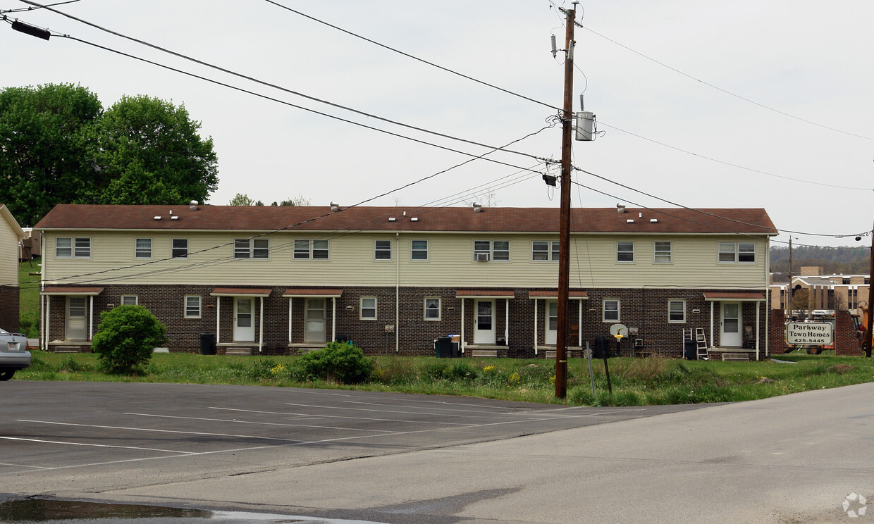 Building Photo - 589 10th St