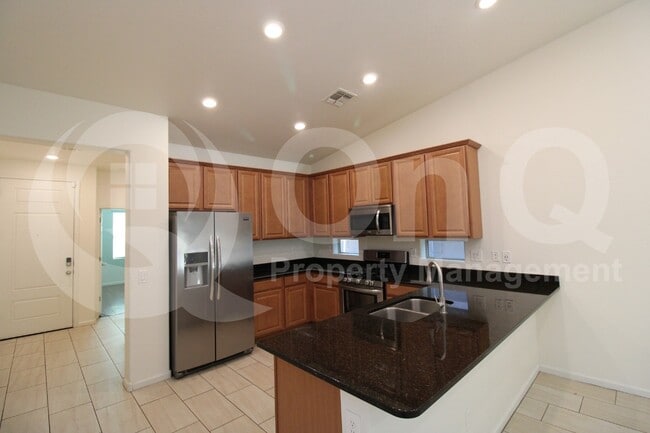Building Photo - 3270 S Santa Rita Way