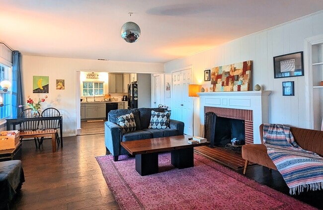 Foto del edificio - 238 Goetting Way