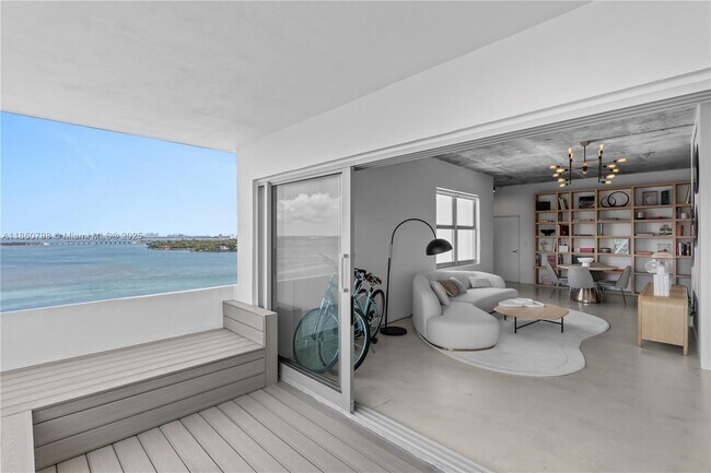 Foto del edificio - 3 Island Ave