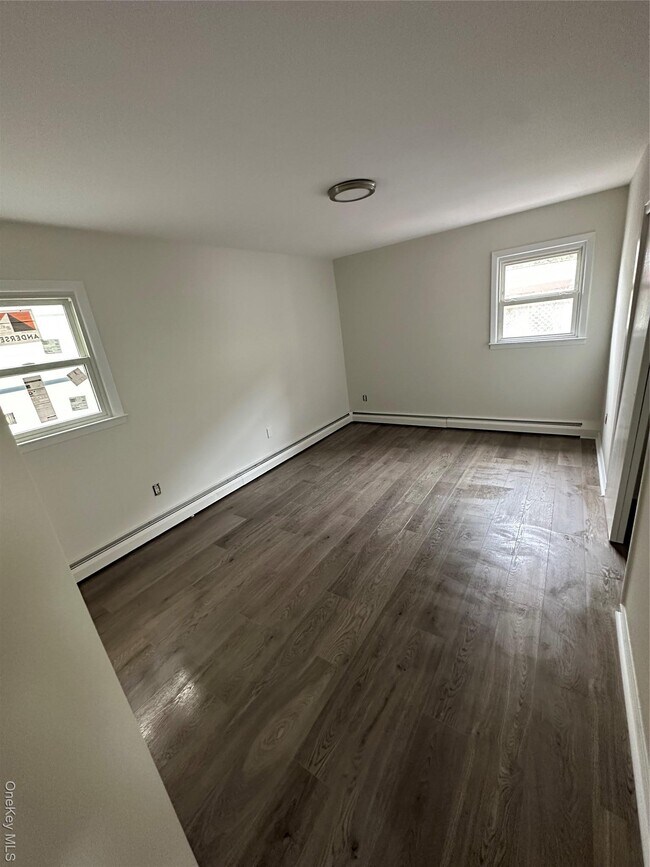 Foto del edificio - 450 E Penn St