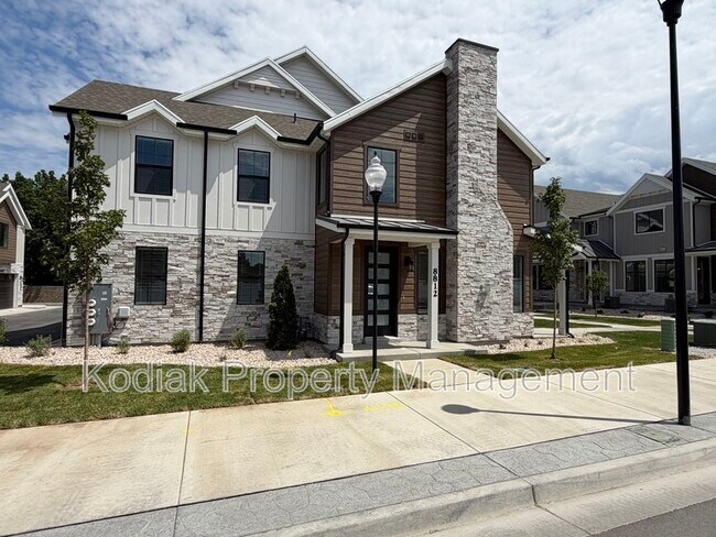 Building Photo - 8812 S Cys Pk Lane