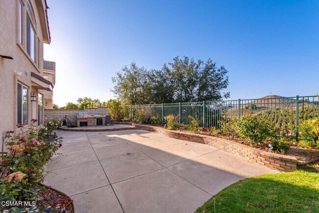 Rear Yard with View - 284 Sycamore Ridge St