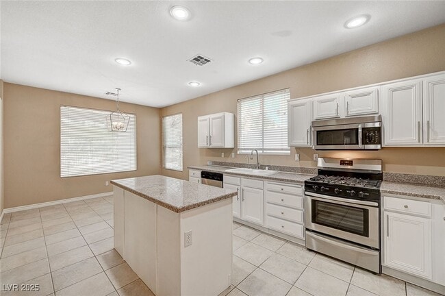 Foto del edificio - 1332 Dream Valley St