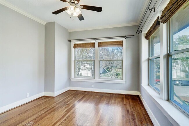 Foto del edificio - 1718 Rosedale St