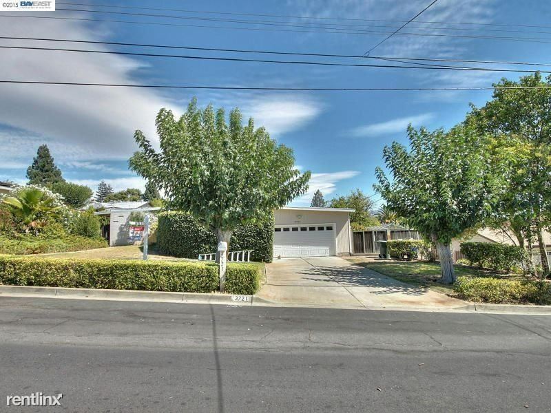 Primary Photo - 3721 San Michele Ct
