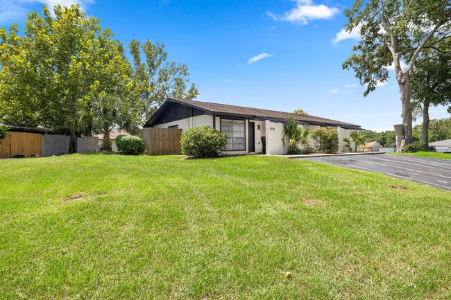 Foto del edificio - 5330 SE 28th Ln